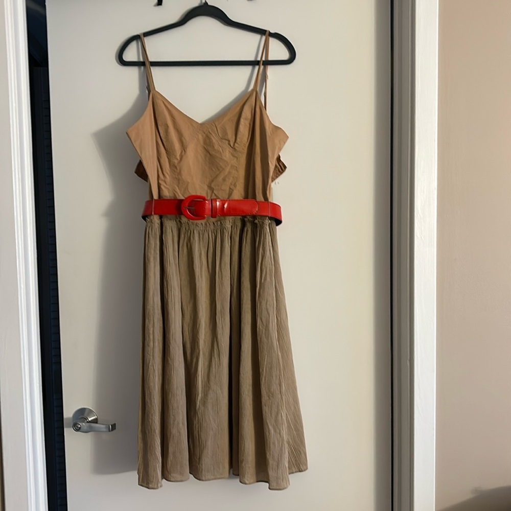 NWT. Theory dress Size 10